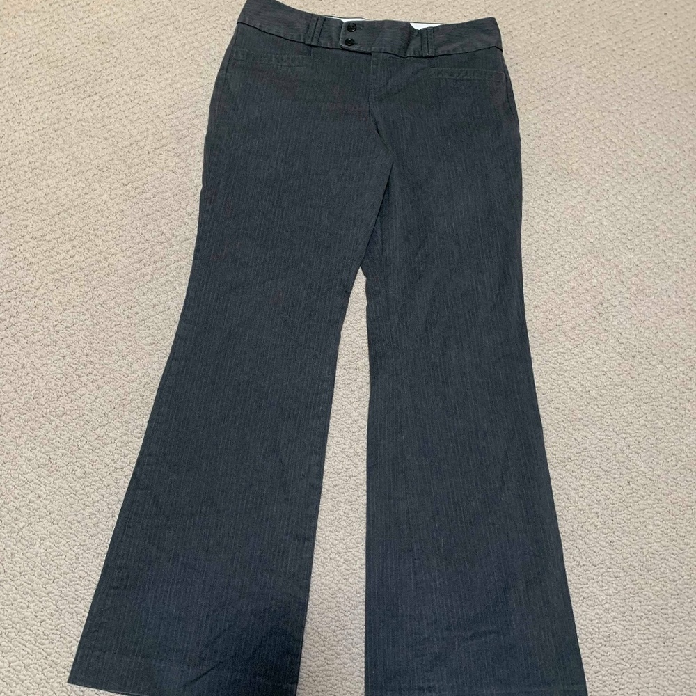 Banana Republic Women's Grey Striped Dress Pants